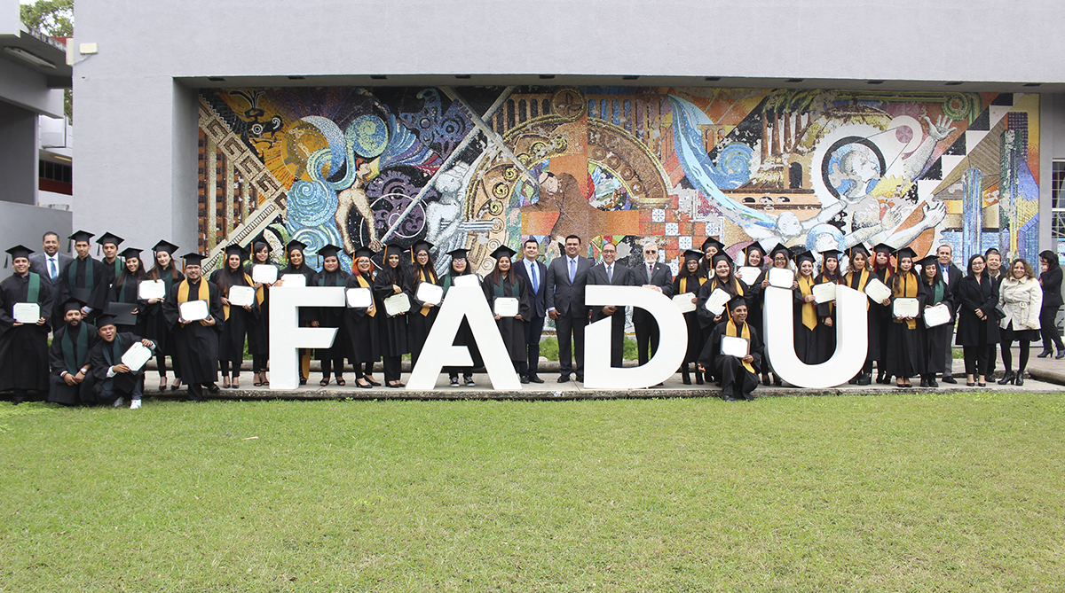 La Generación 2019-3 de la Facultad de Arquitectura, Diseño y Urbanismo de la UAT se graduó