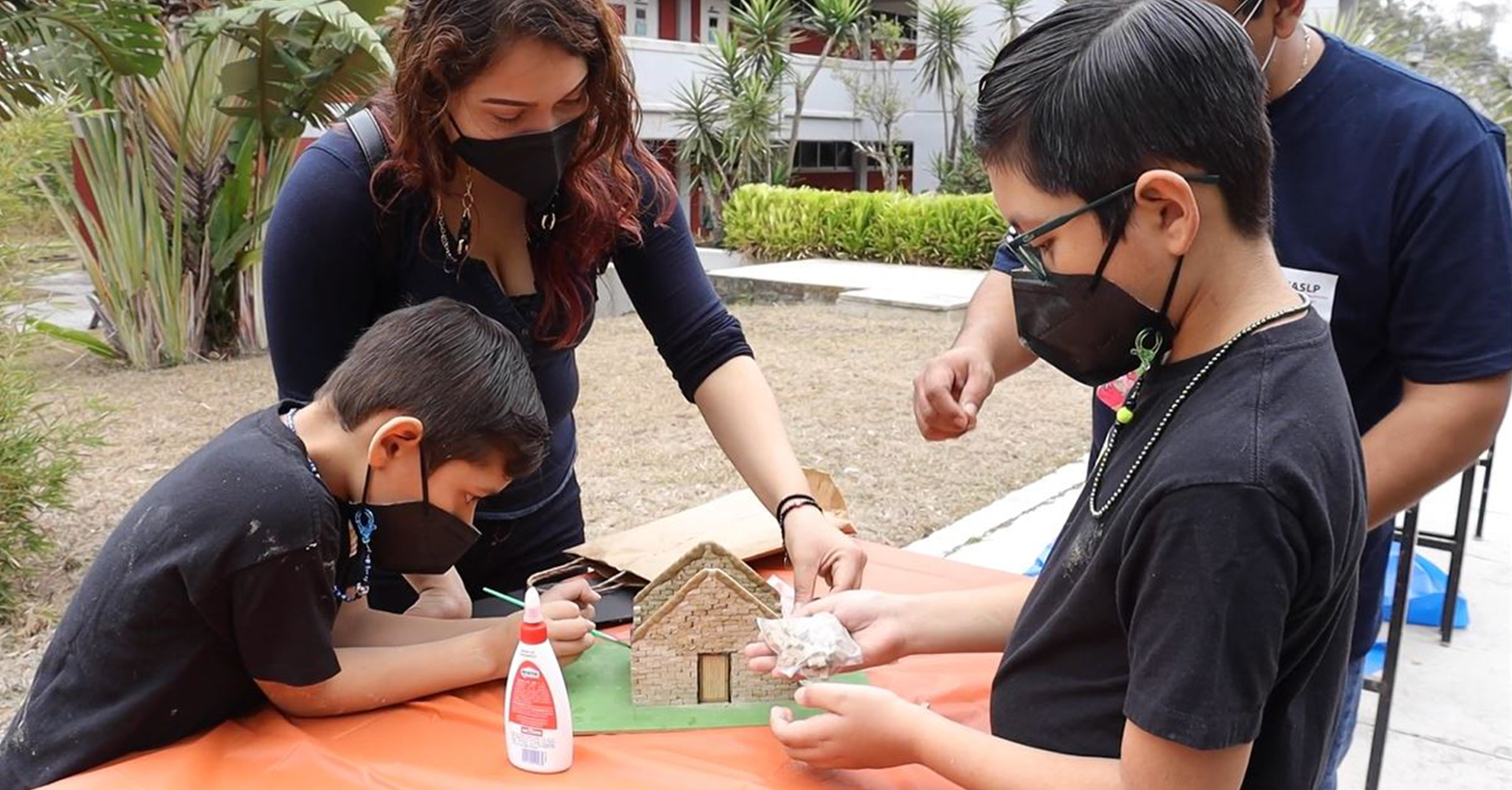 ¡Los arquitectos del futuro! Descubre lo que sucedió en el taller de transferencia tecnológica