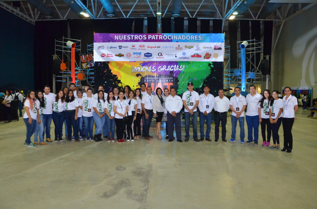 FADU ofrece su oferta educativa en la Expo Orienta UAT-Fest 2018.