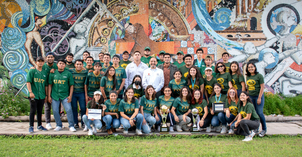 Comunidad deportiva FADU recibe importantes medallas por sus logros