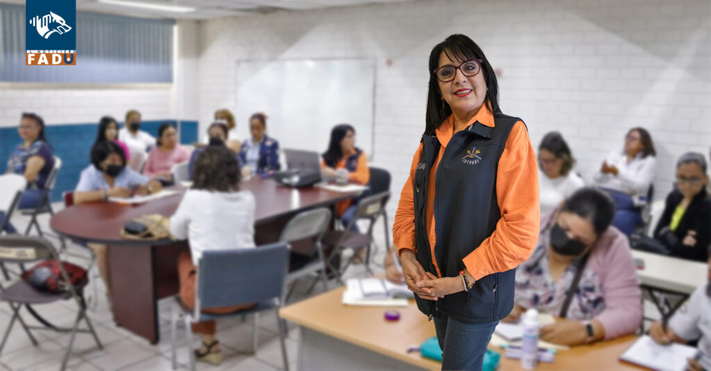 Maestros FADU toman curso de primeros auxilios psicológicos
