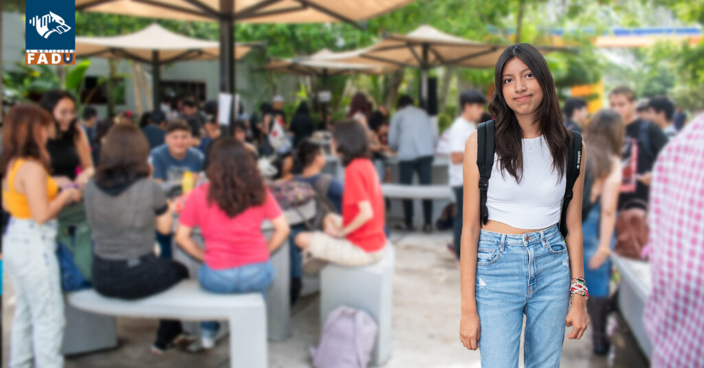 Alumnos FADU regresan a clases
